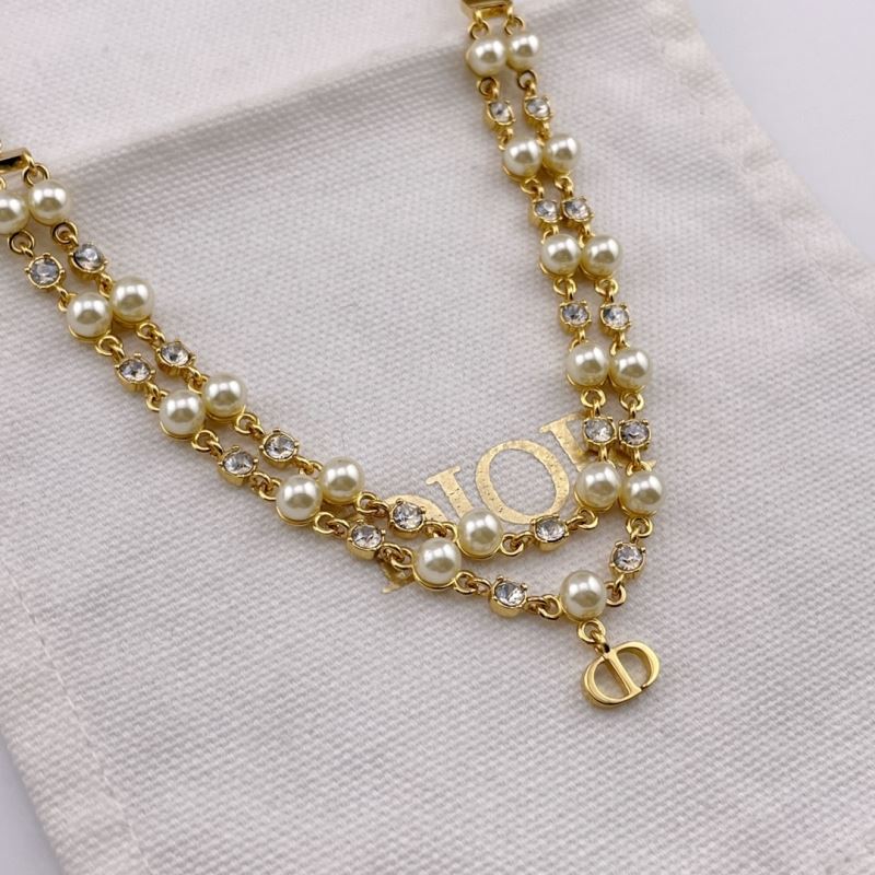 Louis Vuitton Necklaces